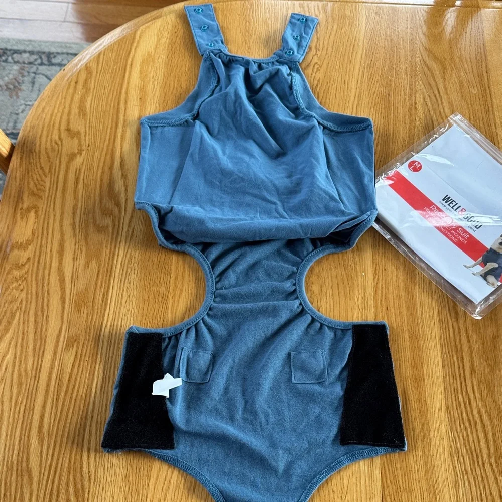 New Well & Good Medical/Surgical Recovery Suit for Dogs Cone Alternative!